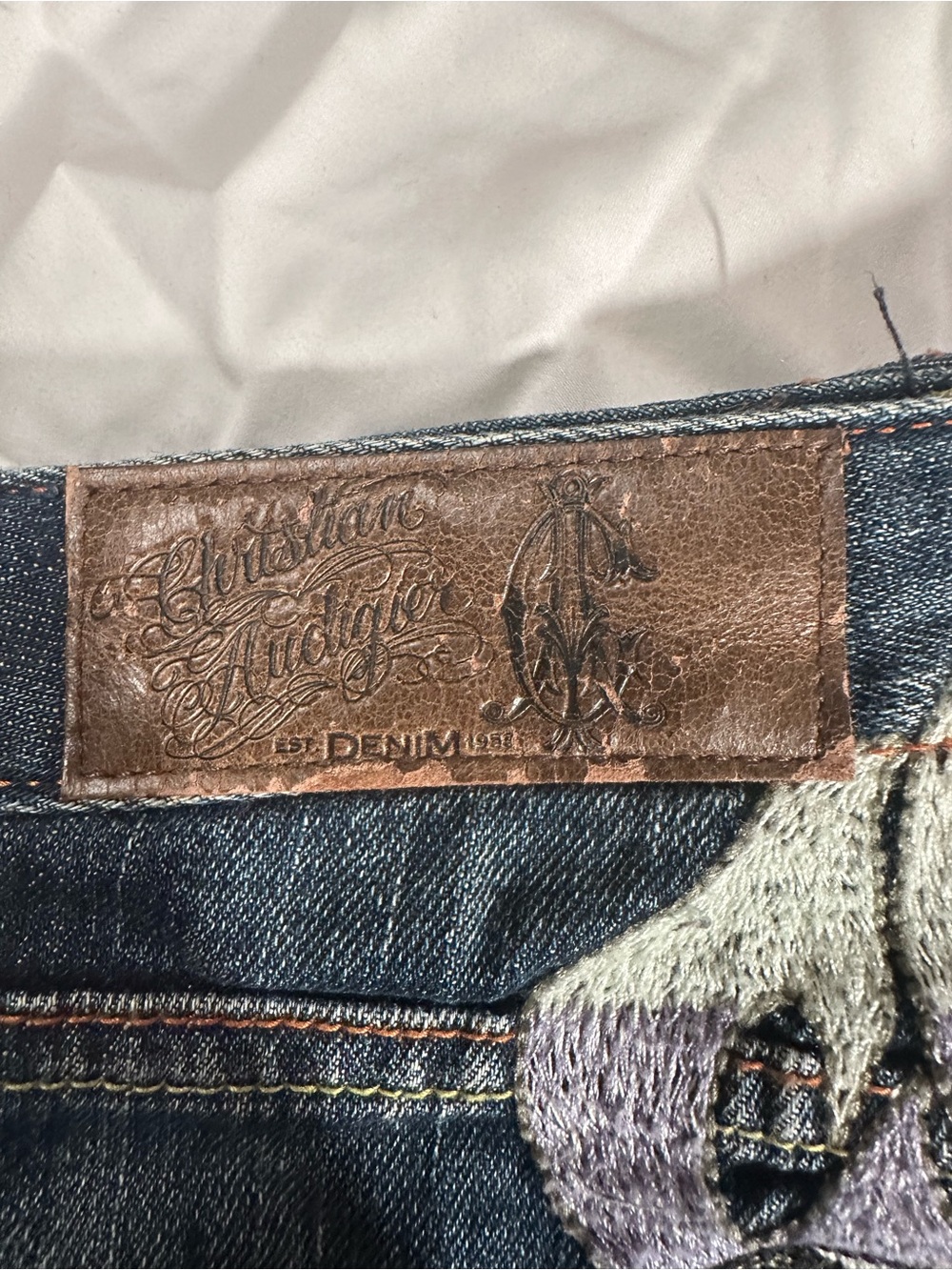 Vintage Y2K Christian Audigier Triple Skull Embroidered Bootcut Jeans W30 L34 - Picture 8 of 8